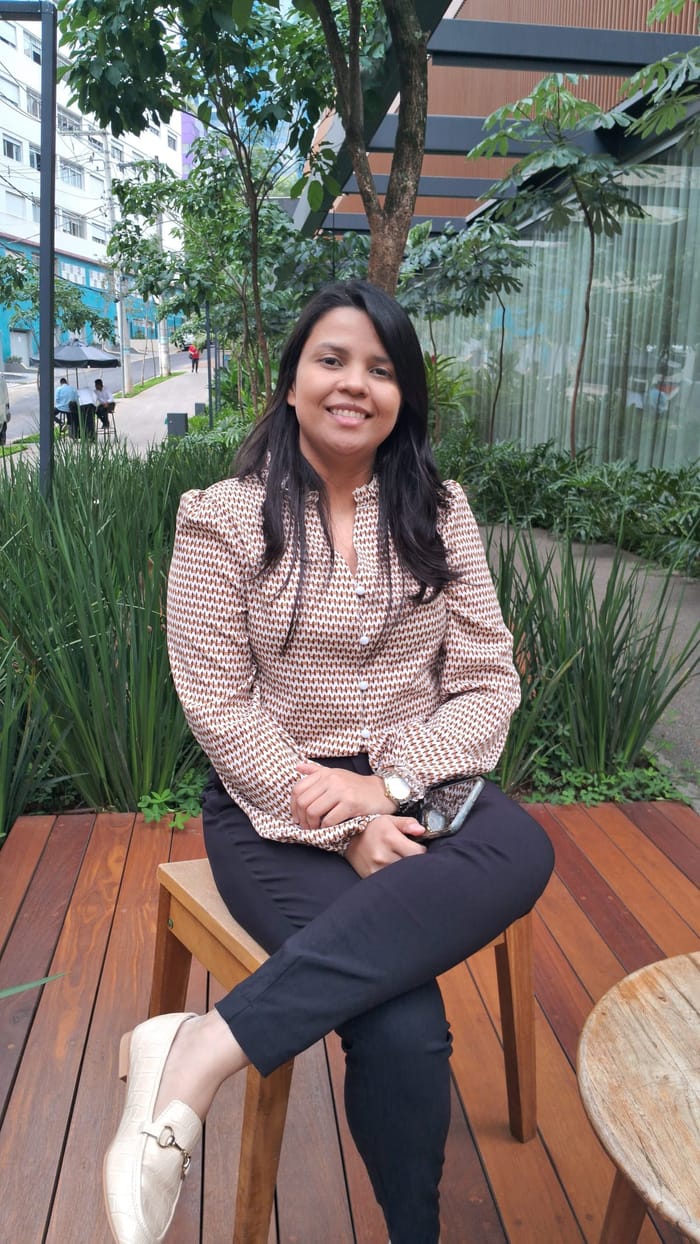 Thalita B. Vaz Pelaes